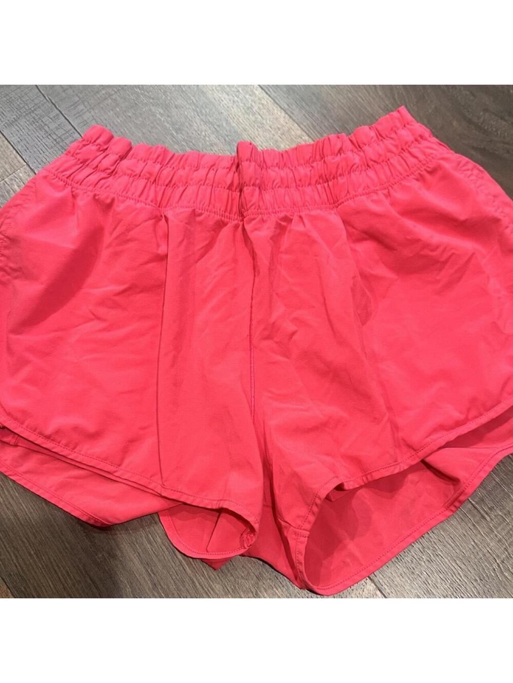 Aerie Women's Red and Pink Shorts